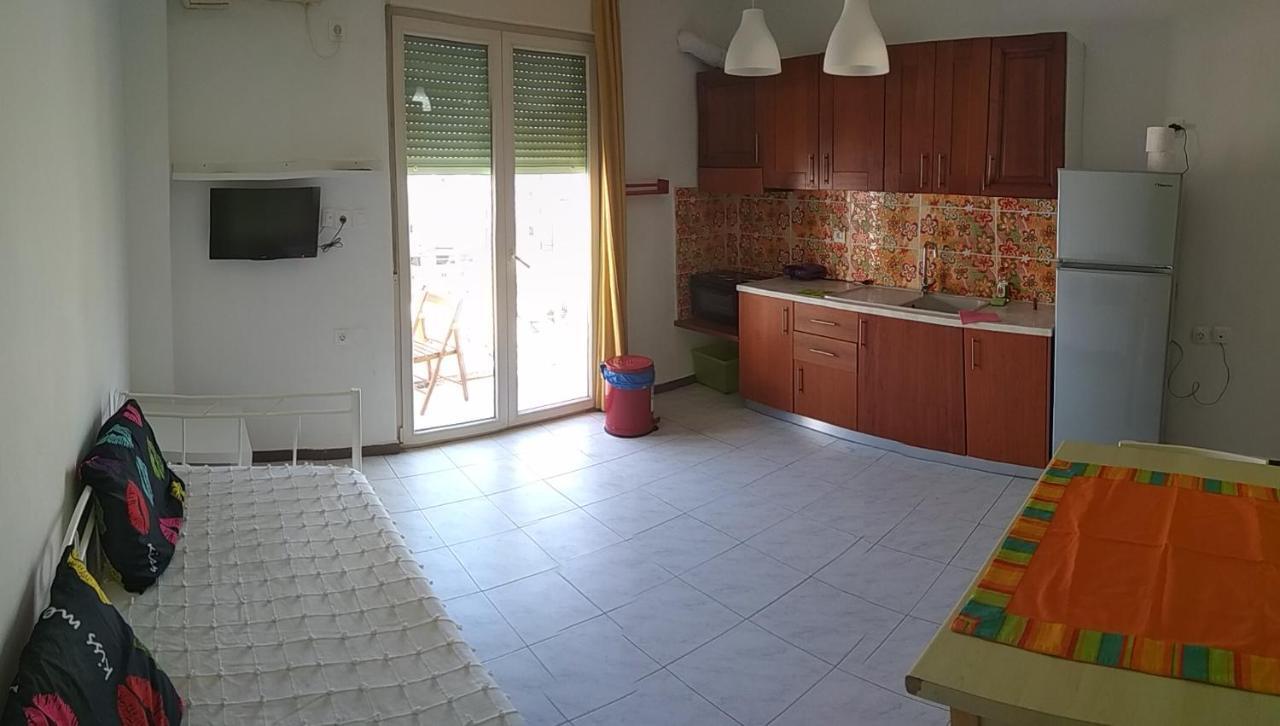 "Apartment 2" Ierapetra  Bagian luar foto